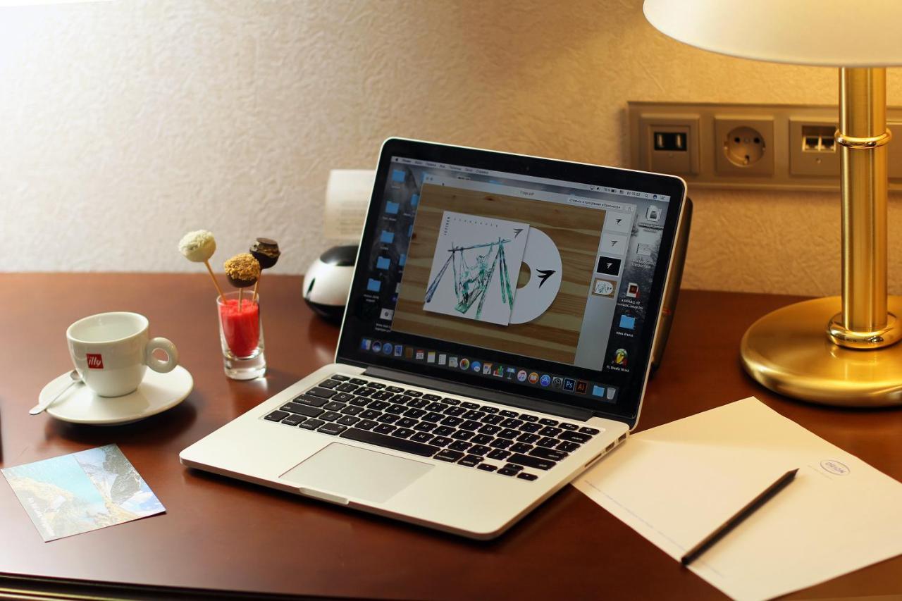 Orion Hotel Bichkek Extérieur photo A Lenovo Yoga 2 Pro