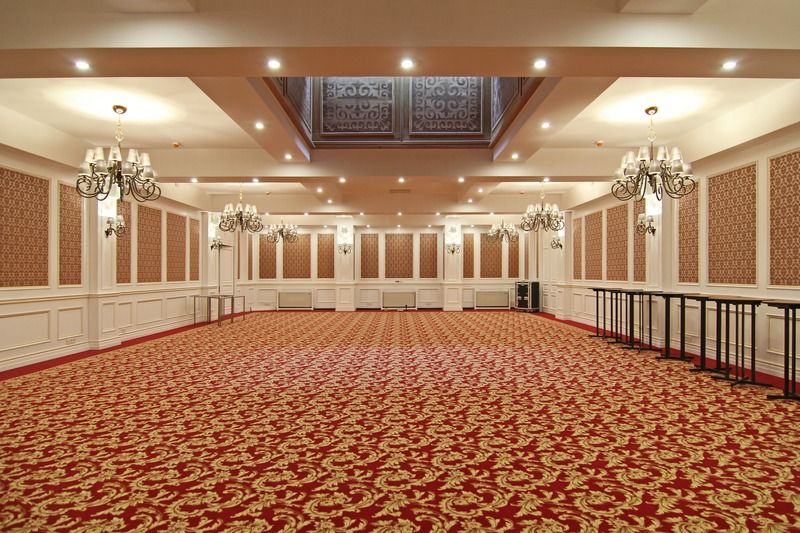 Orion Hotel Bichkek Extérieur photo The ballroom at the hotel